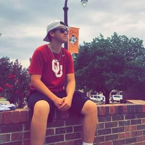 Meet your Posher, Chisam